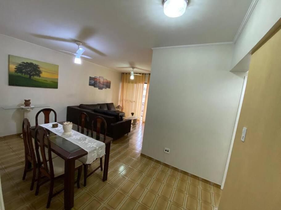 Apartamento Praia Do Tombo Apartment Гуаружа Екстериор снимка