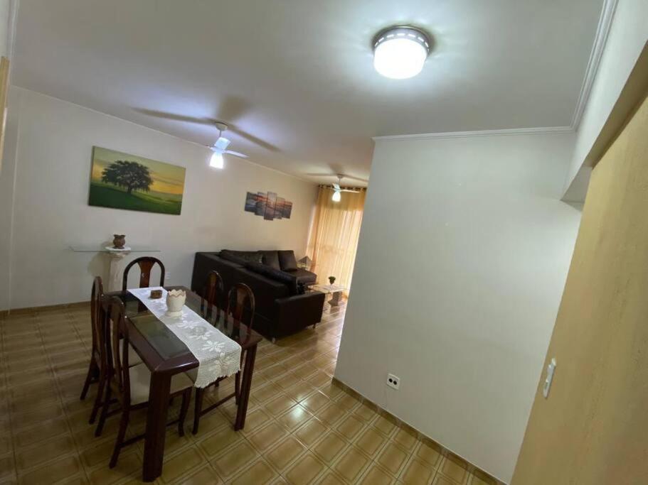 Apartamento Praia Do Tombo Apartment Гуаружа Екстериор снимка